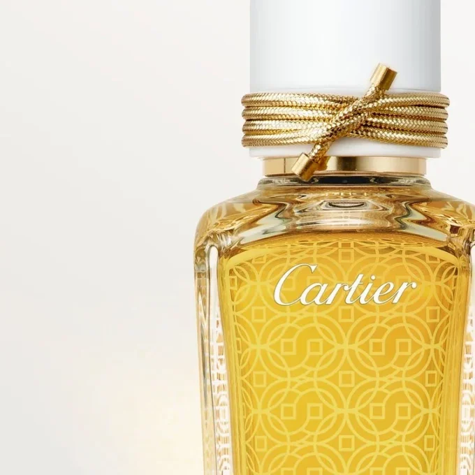 Άρωμα Oud & Oud – Les Heures Voyageuses | Cartier Άρωμα Oud & Oud – Les Heures Voyageuses | Cartier