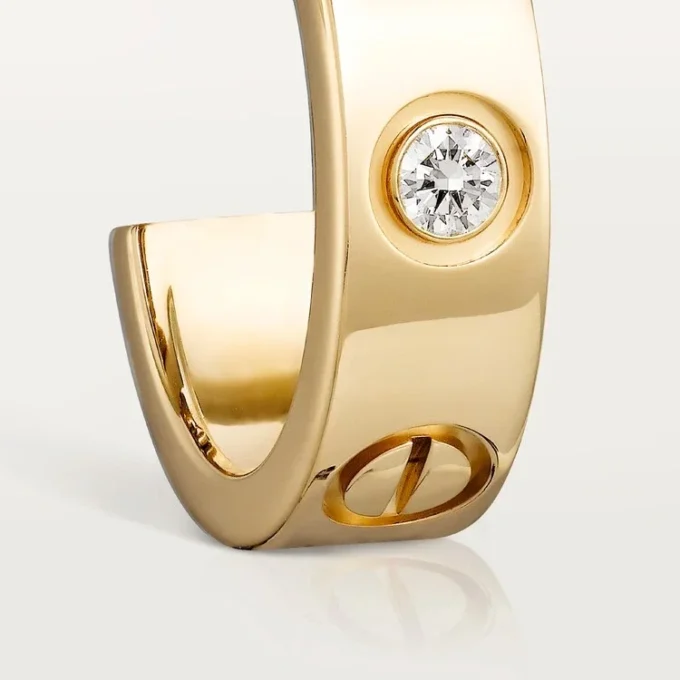 B8022900-Love-Earrings-2-Diamonds B8022900-Love-Earrings-2-Diamonds