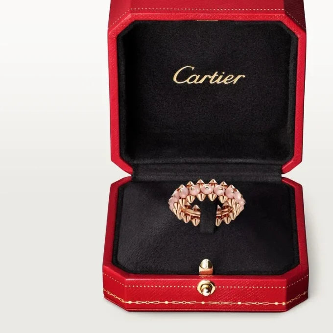 Δαχτυλίδι Clash De Cartier, ροζ χαλκηδόνιος