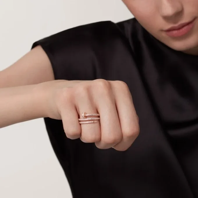 Δαχτυλίδι Juste Un Clou – Ροζ χρυσός, διαμάντια – Cartier Δαχτυλίδι Juste Un Clou – Ροζ χρυσός, διαμάντια – Cartier