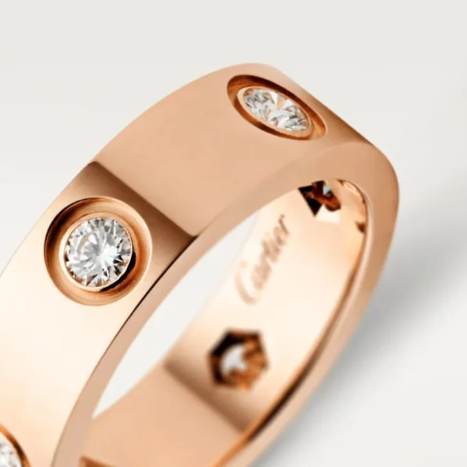 Δαχτυλίδι Love – Ροζ χρυσός, διαμάντια – Cartier Δαχτυλίδι Love – Ροζ χρυσός, διαμάντια – Cartier