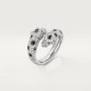 Δαχτυλίδι Panthere De Cartier, ημι-στολισμένο Δαχτυλίδι Panthere De Cartier, ημι-στολισμένο