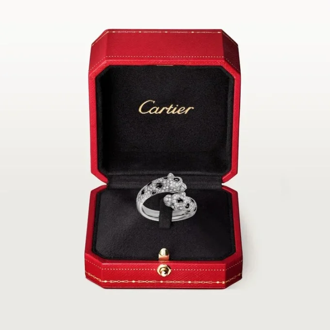 Δαχτυλίδι Panthere De Cartier, ημι-στολισμένο Δαχτυλίδι Panthere De Cartier, ημι-στολισμένο
