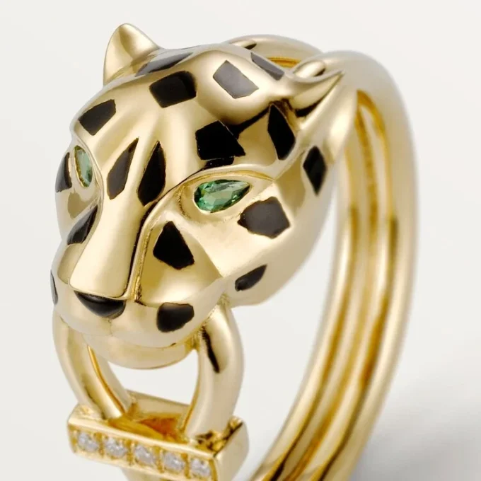 Δαχτυλίδι Panthere De Cartier – Κίτρινο χρυσό, λάκα, διαμάντια, γρανάτης τσαβορίτης – Cartier