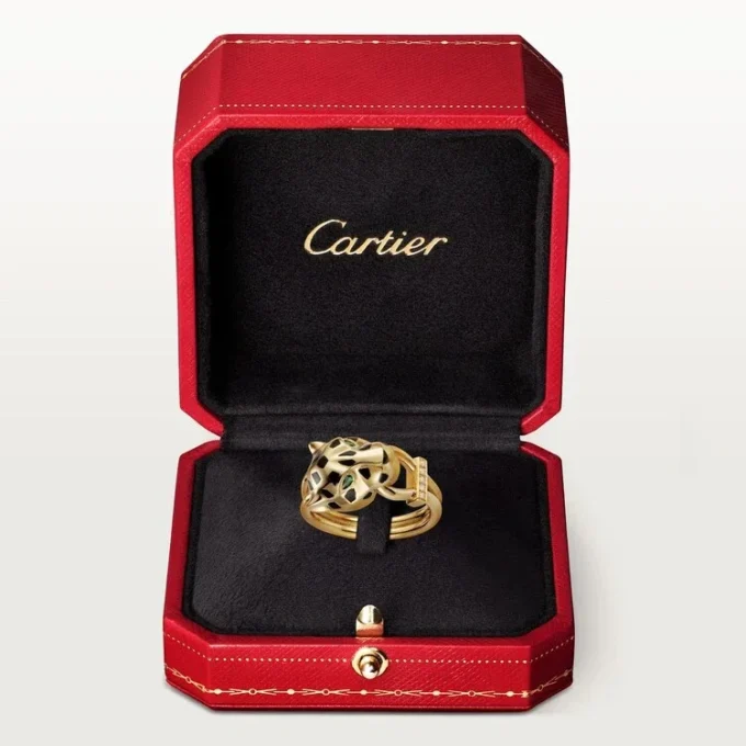 Δαχτυλίδι Panthere De Cartier – Κίτρινο χρυσό, λάκα, διαμάντια, γρανάτης τσαβορίτης – Cartier