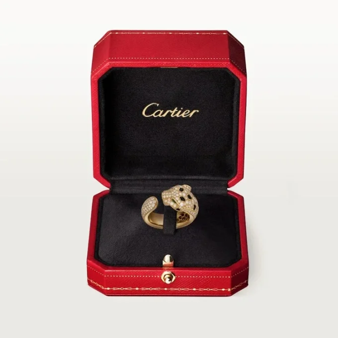 Δαχτυλίδι Panthere De Cartier – Κίτρινο χρυσό, σμαράγδια, όνυχας, διαμάντια – Cartier