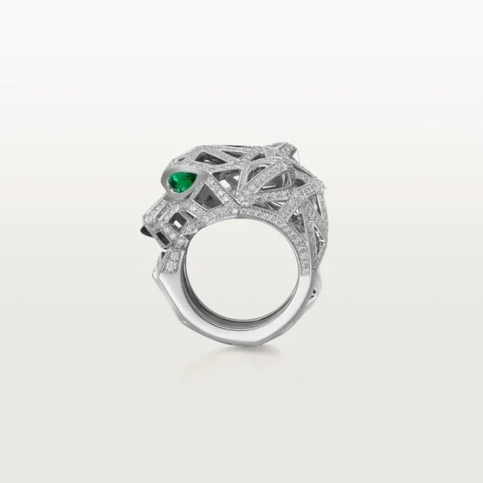 Δαχτυλίδι Panthere De Cartier – Λευκόχρυσο, όνυχας, σμαράγδια, διαμάντια – Cartier
