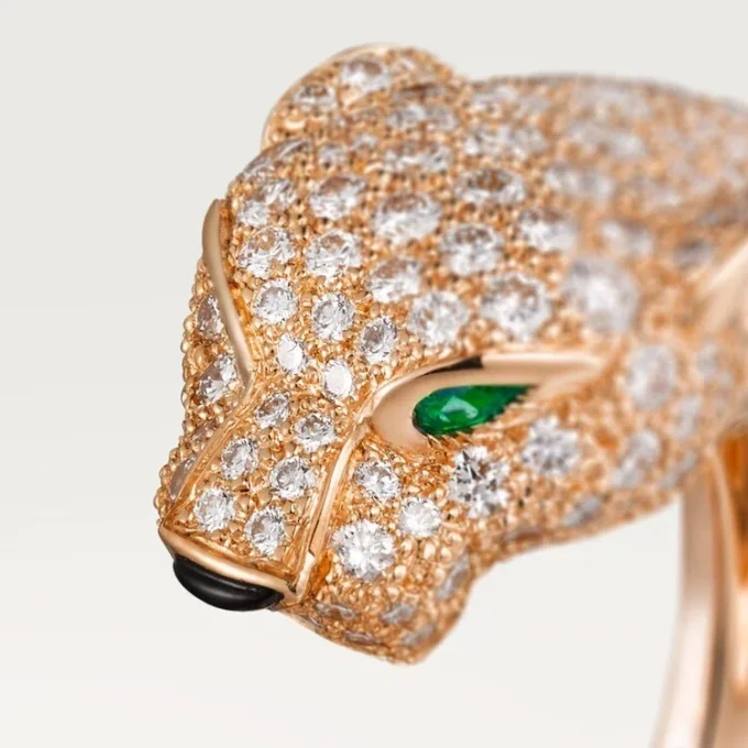 Δαχτυλίδι Panthere De Cartier – Ροζ χρυσός, διαμάντια, σμαράγδια, όνυχας – Cartier Δαχτυλίδι Panthere De Cartier – Ροζ χρυσός, διαμάντια, σμαράγδια, όνυχας – Cartier