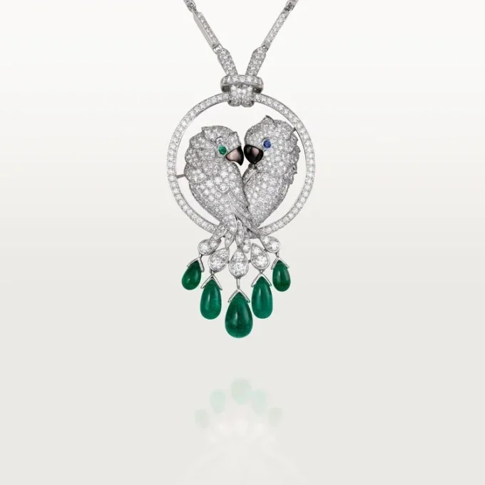 Κολιέ Faune Et Flore De Cartier, σμαραγδένιες σταγόνες, στρωμένο