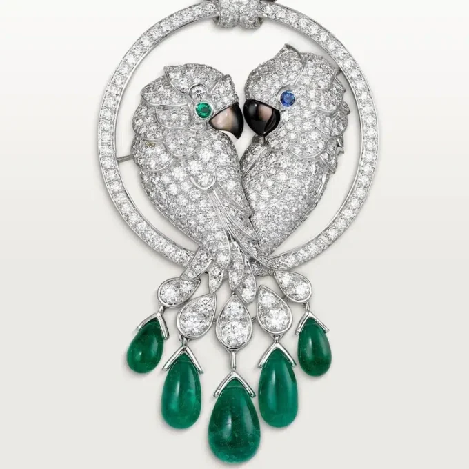 Κολιέ Faune Et Flore De Cartier, σμαραγδένιες σταγόνες, στρωμένο