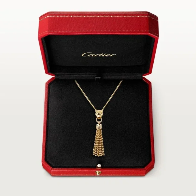 Κολιέ Panthere De Cartier – Κίτρινο χρυσό, μαύρο λάκα, γρανάτες τσαβορίτη, όνυχα, διαμάντια – Cartier