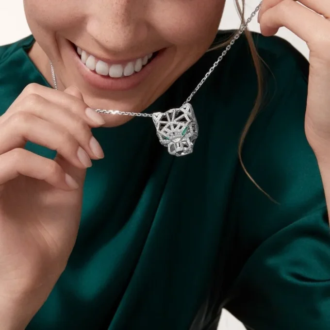 Κολιέ Panthere De Cartier – Λευκόχρυσο, Σμαράγδια, Διαμάντια, Όνυχας – Cartier