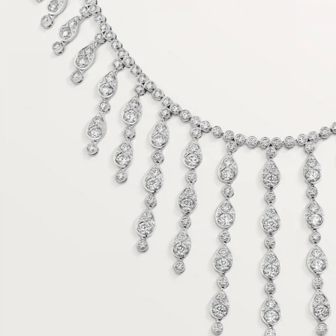 Κολιέ Pluie De Cartier, Διαμάντια