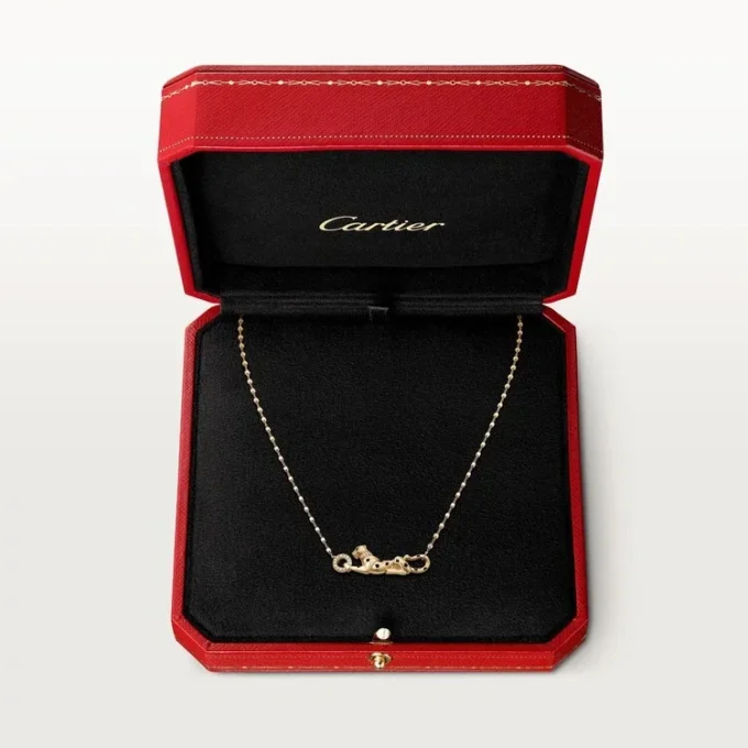 Μενταγιόν Panthere De Cartier, Διαμάντια
