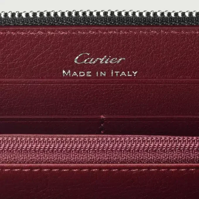 Πορτοφόλι International με φερμουάρ, Must De Cartier – Μαύρο δέρμα μοσχαριού, φινίρισμα παλλαδίου – Cartier Πορτοφόλι International με φερμουάρ, Must De Cartier – Μαύρο δέρμα μοσχαριού, φινίρισμα παλλαδίου – Cartier