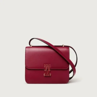 Τσάντα ώμου, Mini, Double C De Cartier – Δέρμα μοσχαριού σε χρώμα κερασιού, φινίρισμα σε χρυσό και σμάλτο σε χρώμα κερασιού – Cartier Τσάντα ώμου, Mini, Double C De Cartier – Δέρμα μοσχαριού σε χρώμα κερασιού, φινίρισμα σε χρυσό και σμάλτο σε χρώμα κερασιού – Cartier
