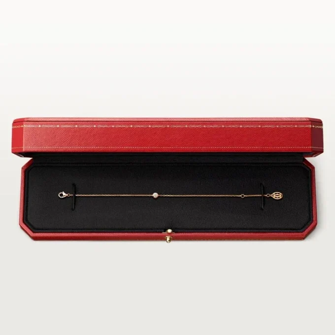 Βραχιόλι Cartier D’amour, Διαμάντι, Μεσαίο Μοντέλο Βραχιόλι Cartier D’amour, Διαμάντι, Μεσαίο Μοντέλο