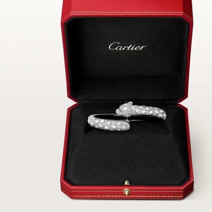 Βραχιόλι Panthere De Cartier, μαύρο λάκα, με πάβ Βραχιόλι Panthere De Cartier, μαύρο λάκα, με πάβ