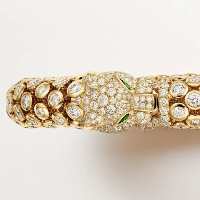 Βραχιόλι Panthere De Cartier, με πλακέ διαμάντια Βραχιόλι Panthere De Cartier, με πλακέ διαμάντια
