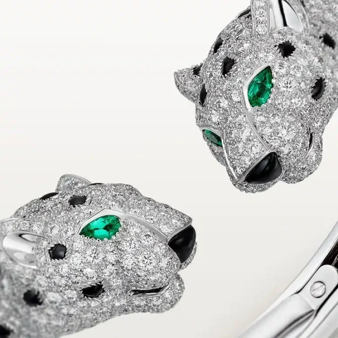 Βραχιόλι Panthere De Cartier, με πλακέ διαμάντια Βραχιόλι Panthere De Cartier, με πλακέ διαμάντια